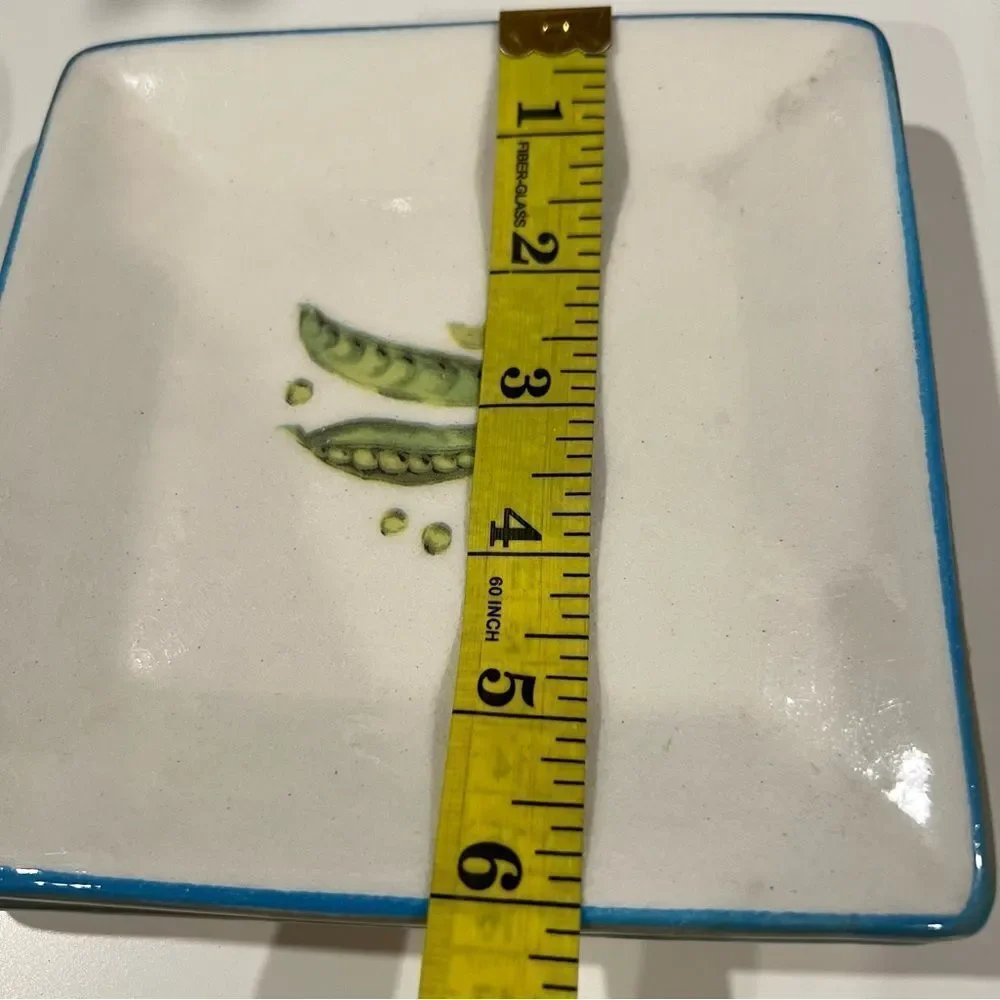 Williams-Sonoma Appetizer Tapas plate with a pea design one bell pepper Italy